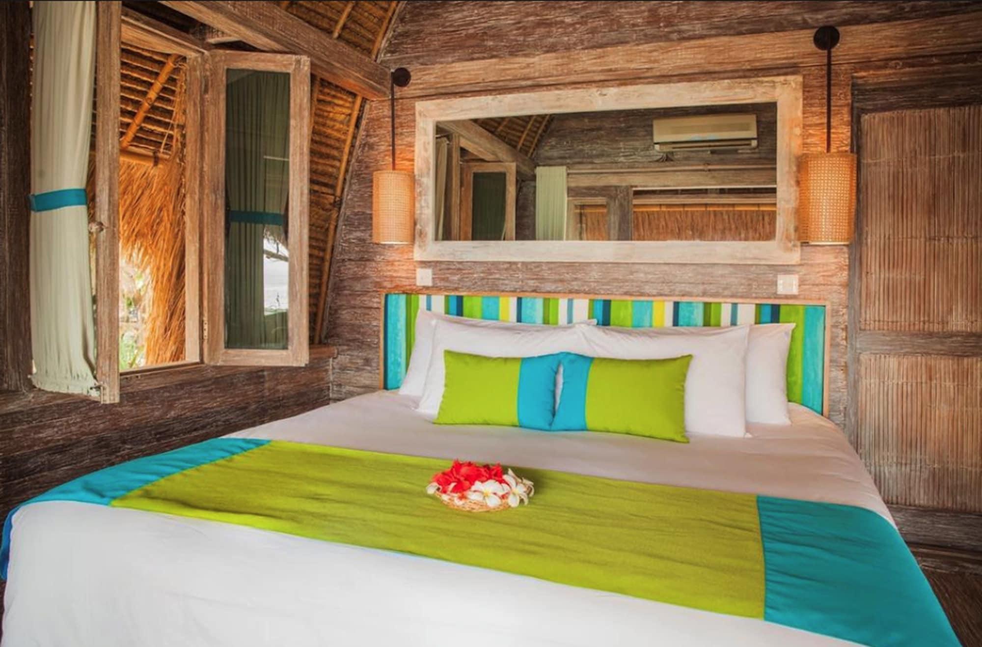 Hai Tide Beach Resort Nusa Lembongan  Exterior photo